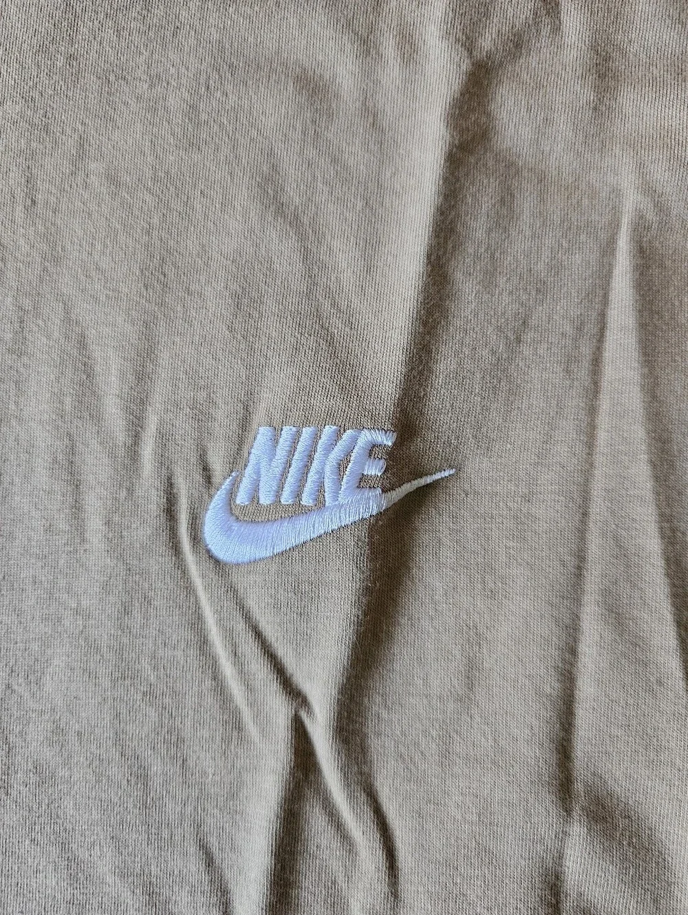 Nike Men’s Beige Crew Neck Short Sleeve T-Shirt with White Logo 4xl New